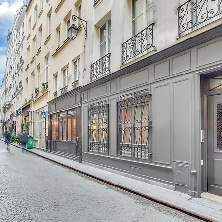 Daire For Work In Center Paris