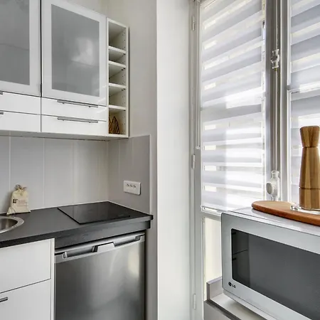 For Work In Center Apartment