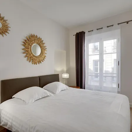Apartment For Work In Center Paris