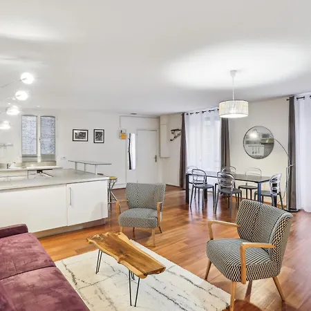 Apartment For Work In Center