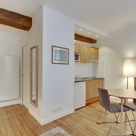For Work In Center Apartment Paris