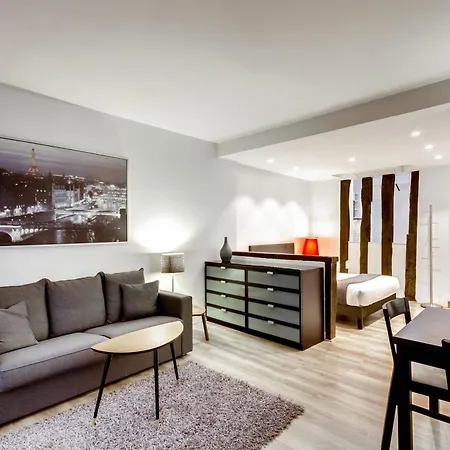 For Work In Center Apartment Paris